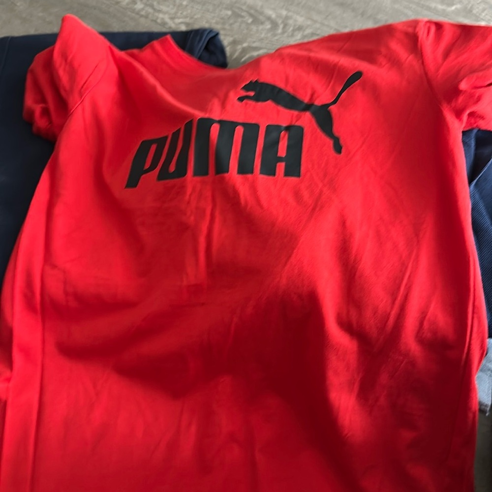 Boys size medium 10-12 red puma dri fit Tshirt
